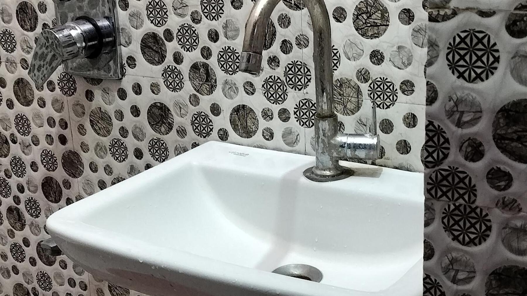 Premshi Guest House Ayodhya Экстерьер фото